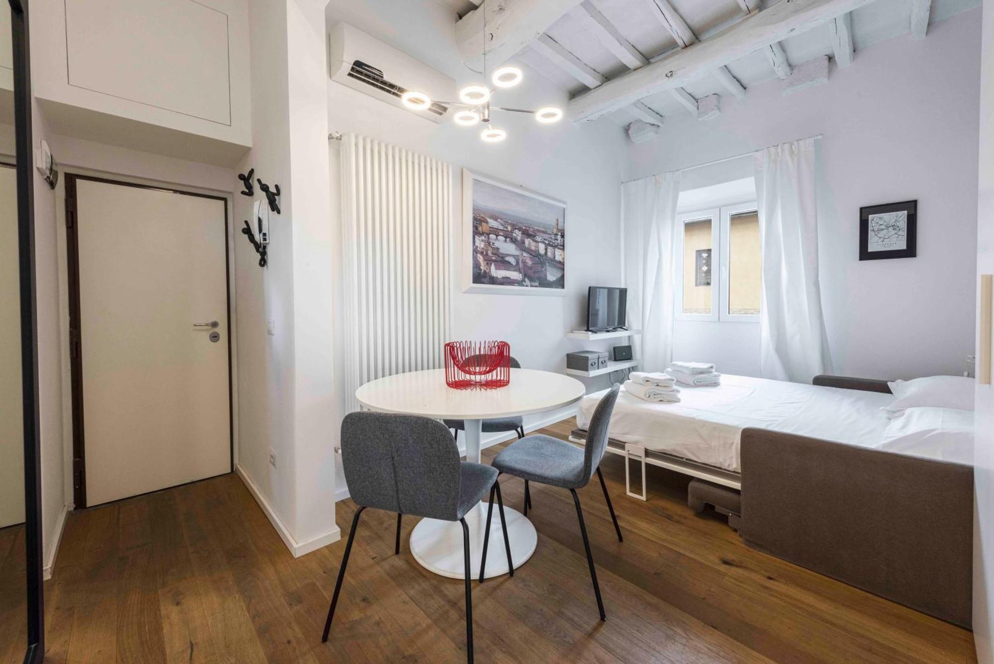 Frescobaldi By Mmega Apartment *